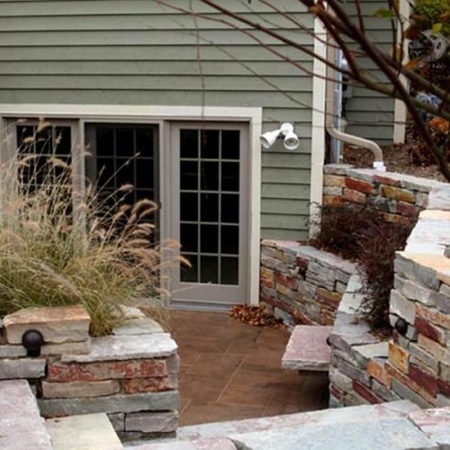 Chilton seamface drywall retaining wall