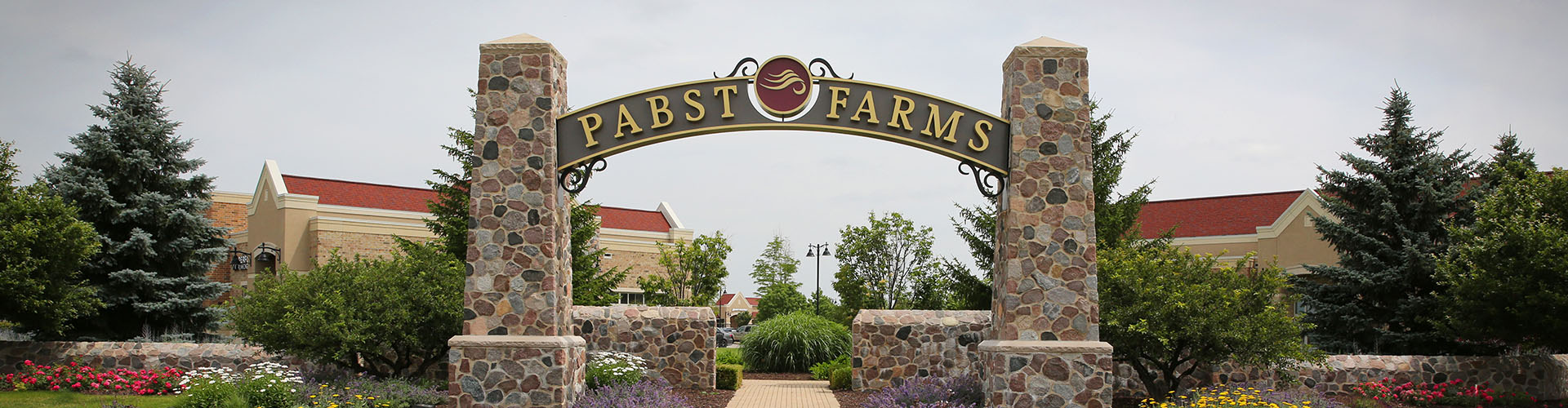 Cobblestone Arch custom-stone-work