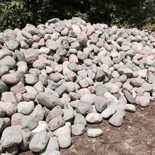 Medium Wisconsin Granite Cobblestone 6"-10"